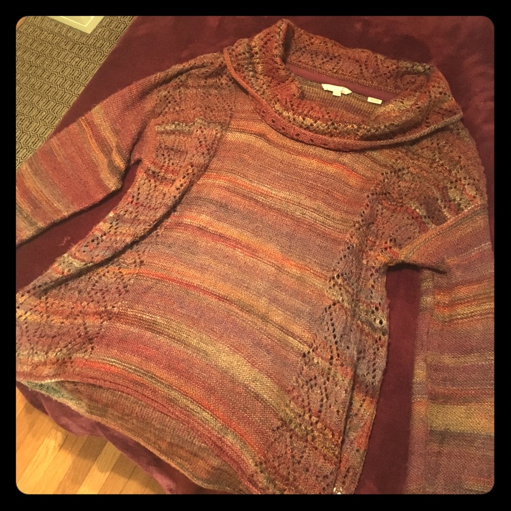 Oversized women’s cowl neck knit sweater